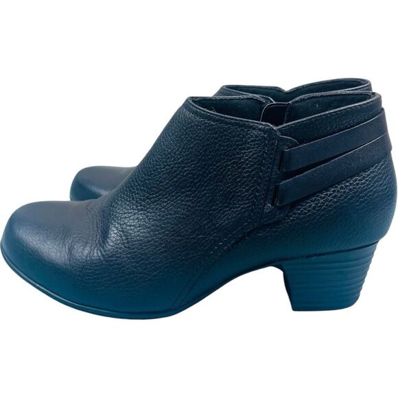 Clarks Valarie 2 Ashly Leather Ankle Boots - Picture 1 of 10